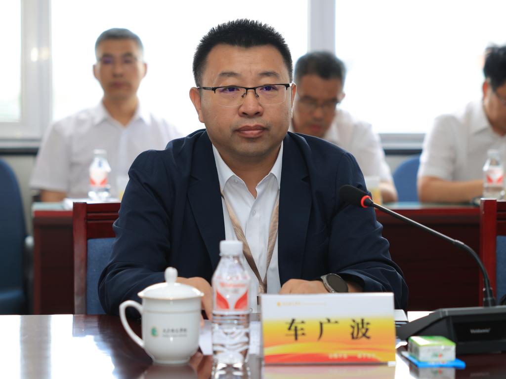 专家组副组长