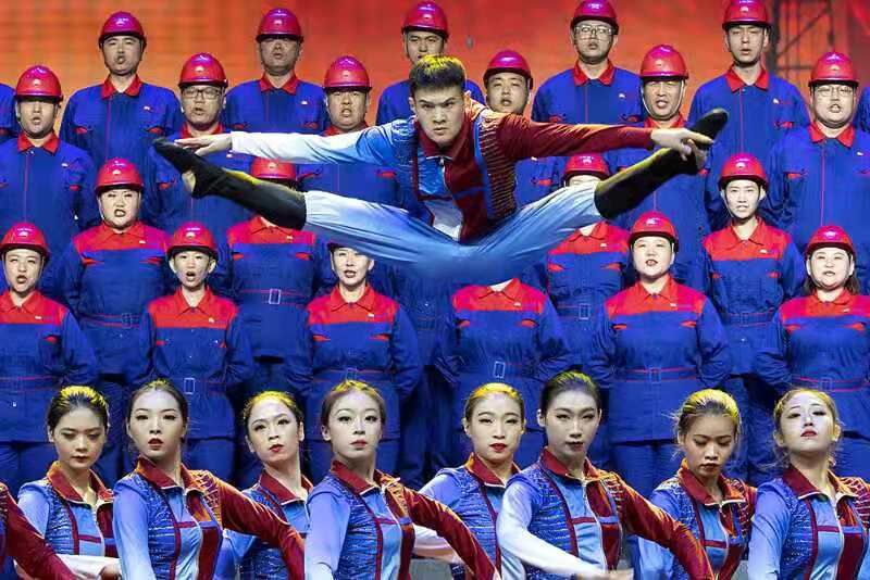 大力营造庆祝中国共产党成立100周年