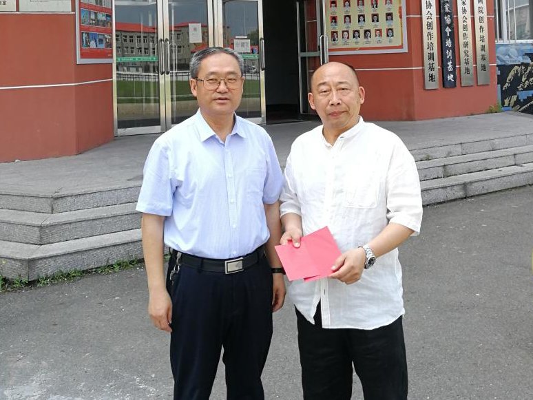 走访慰问荣获2014年大庆油田优秀共